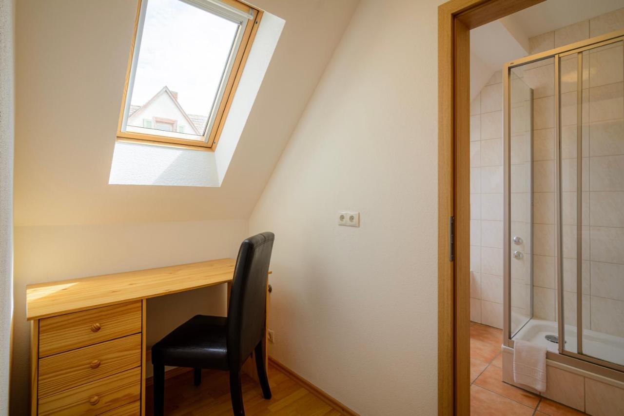 Hotel Zum Engel In Speyer - Roemerberg Berghausen  外观 照片