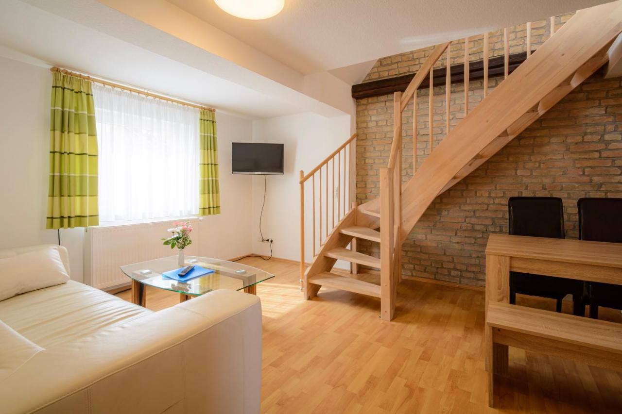 Hotel Zum Engel In Speyer - Roemerberg Berghausen  外观 照片