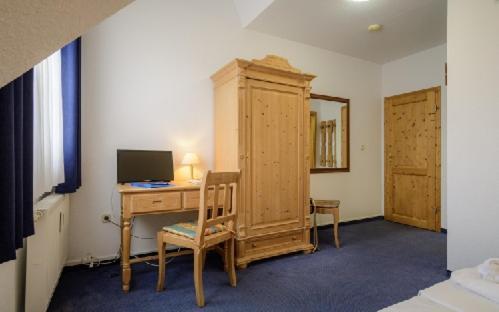 Hotel Zum Engel In Speyer - Roemerberg Berghausen  外观 照片